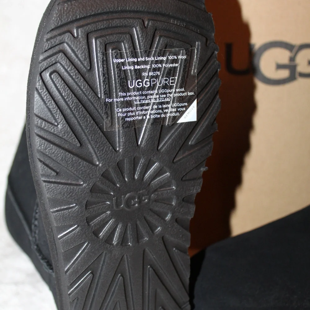 NEW UGG STARGIRL CLASSIC SHORT BLACK BOOTS‎ 6